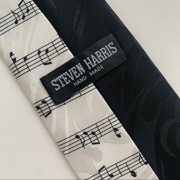 Clarinet Sheet Music Neck Tie - Picture 3 of 5